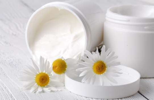 Як вибрати косметику для сухої шкіри